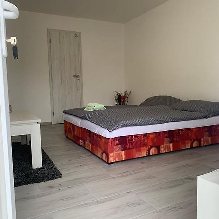 Ubytovani U Zelnicku Chvalovice  Kamer foto